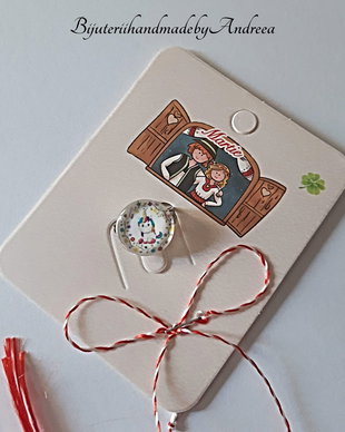 Brosa martisor cabochon sticla 14mm ponei