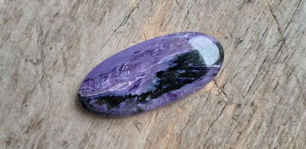 Cabochon charoit, 46x21 mm