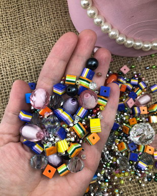 Mix margele plastic.