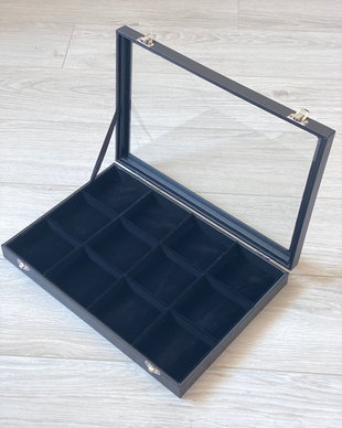 LS28 - expozor bijuterii cu capac