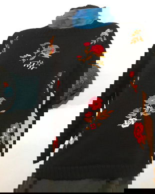 Pulover negru cu broderie florala
