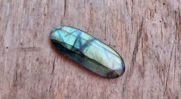 Cabochon labradorit, 41x16 mm