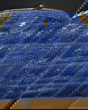 Geanta din piele de crocodil albastra