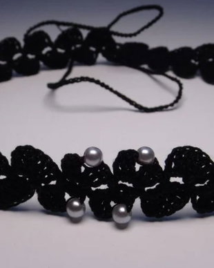 Choker crosetat