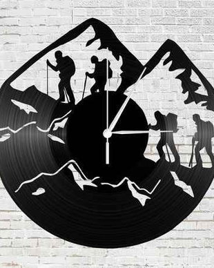 ALPINISTI- ceas de perete