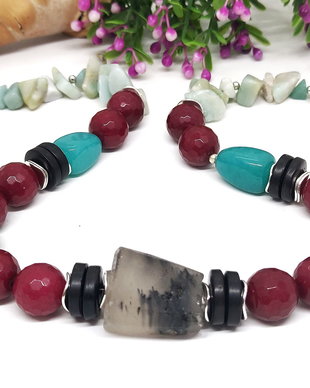 Colier supradimensionat -cuart brut,agate ,jad si amazonit