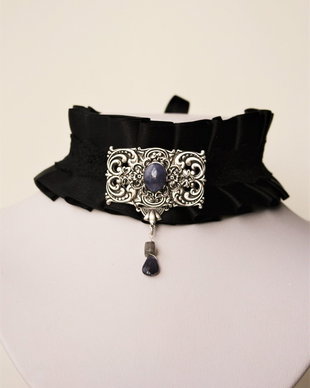 Choker in stil victorian