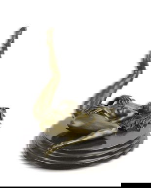 Nud - statueta erotica din bronz