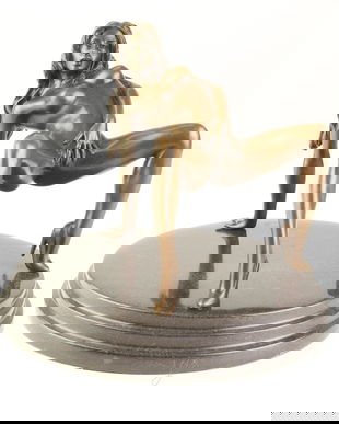 Nud - statueta erotica din bronz pe soclu din marmura