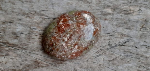 Cabochon unakite, 40x30 mm