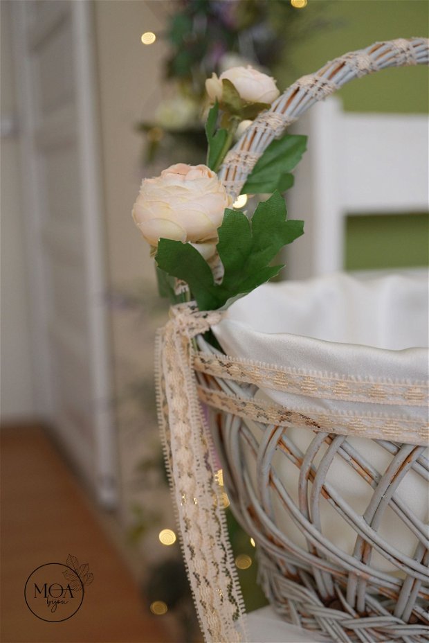 Cosulet pentru nunta(petale, cocarde)