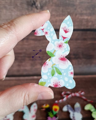 Martisor iepure, martisoare iepuri, brosa iepuras, brosa martisor, brosa flori, iepure flori