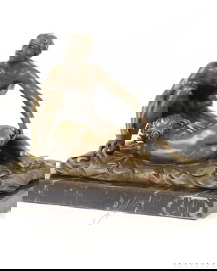 Cuplu facand dragoste- statueta din bronz pe soclu din marmura