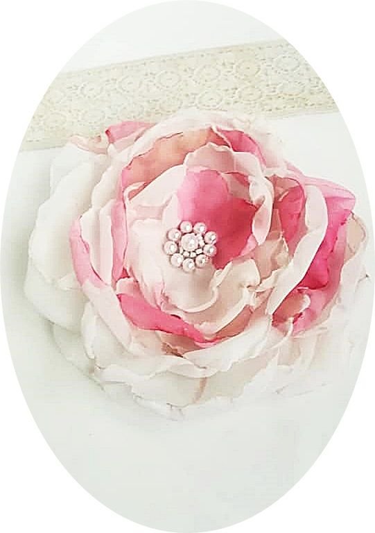 brosa floare ultra voal alb - roz 16 cm