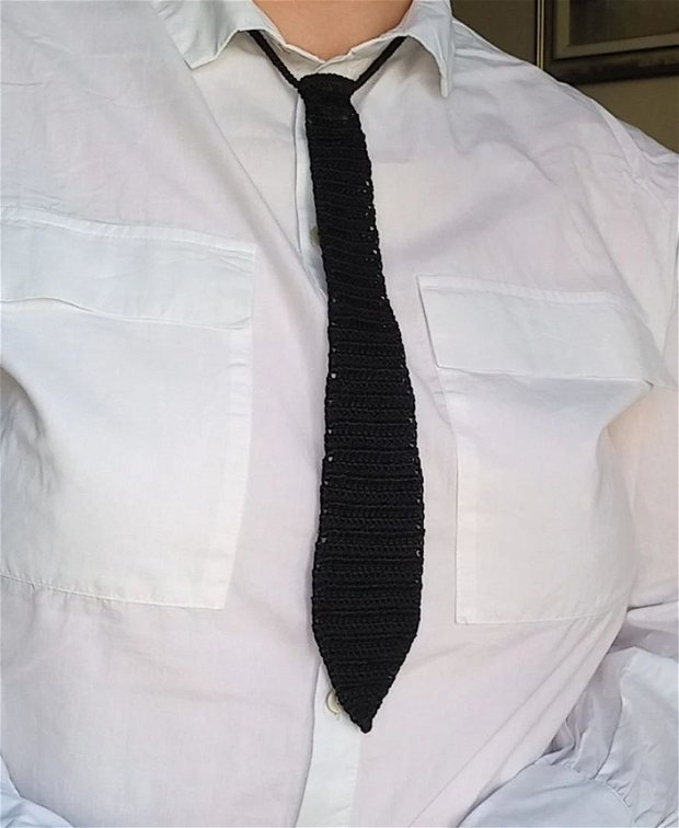 Cravata crosetata