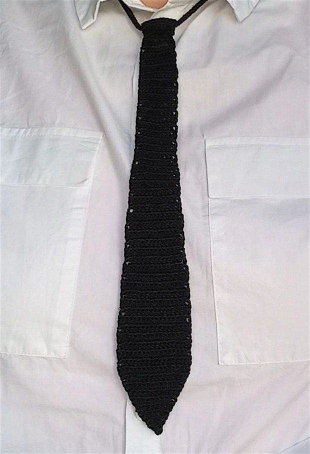 Cravata crosetata