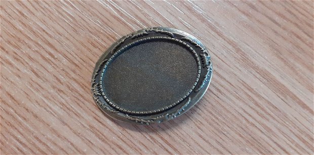 Baza cabochon, brosa bronz (interior 35x25 mm)