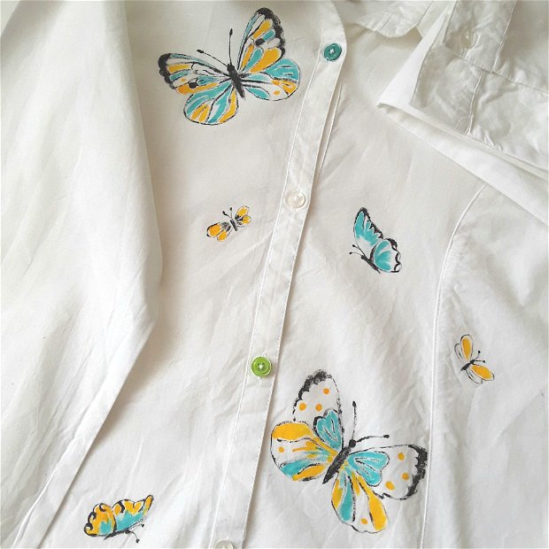 cămașa de dama pictată cu fluturi