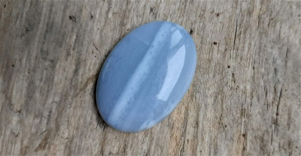 Cabochon opal albastru, 33x23 mm
