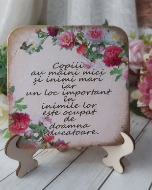 Felicitare din lemn - cadou pentru educatoare