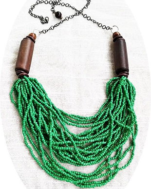 colier lung multisir verde