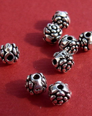 Margica cu 2 flori din argint .925 aprox 4.5x5 mm