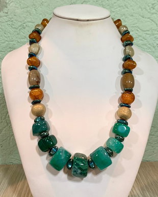 COLIER ~ELVES FOREST~ agate,murano,hematit electroplacat,bronz,