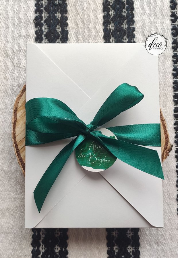 Invitatie nunta smarald, verde, invitatie rustica, plic handmade, invitatie nunta frunze, invitatie carton texturat