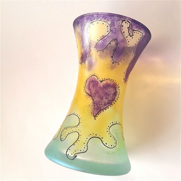 Vaza din sticla pictată manual mov,galben și turcoaz