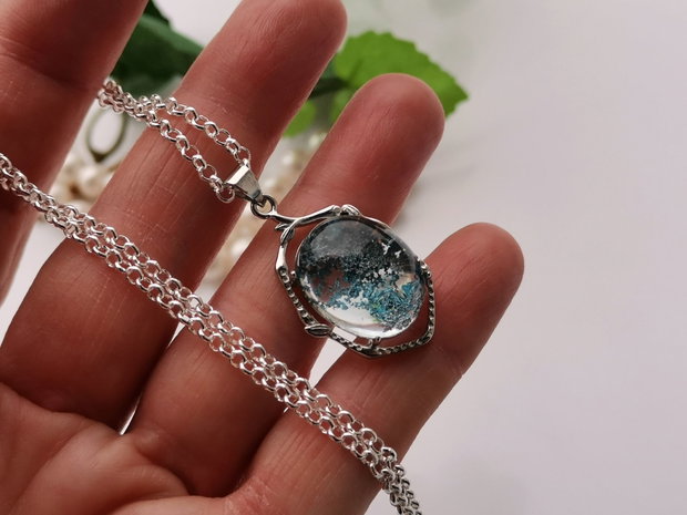 Colier blue  phantom quartz