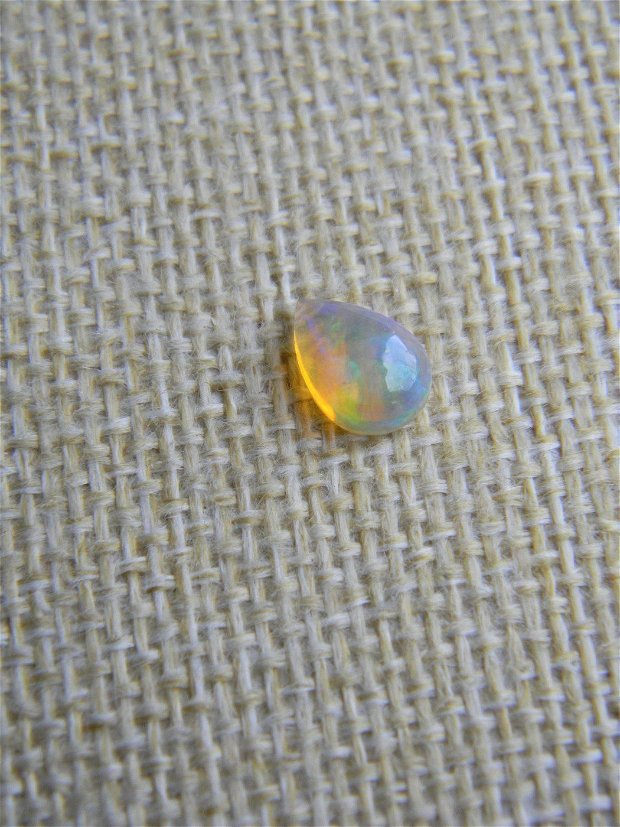 Caboson opal etiopian (M16-OP1)