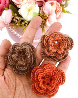 Floricele crosetate manual