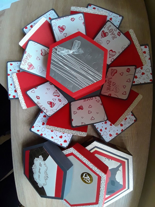 Album foto Explosion box cadou personalizat