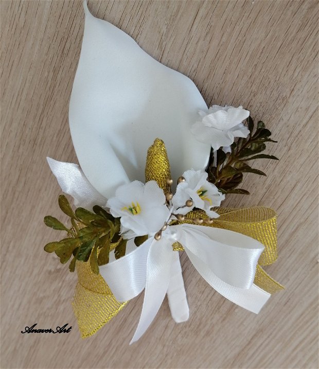 Cocarde nunta (flori de pus in piept) Cocarda nunta din cala