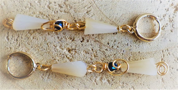 Cercei din sarma si cristale tip swarovski - gold&nude