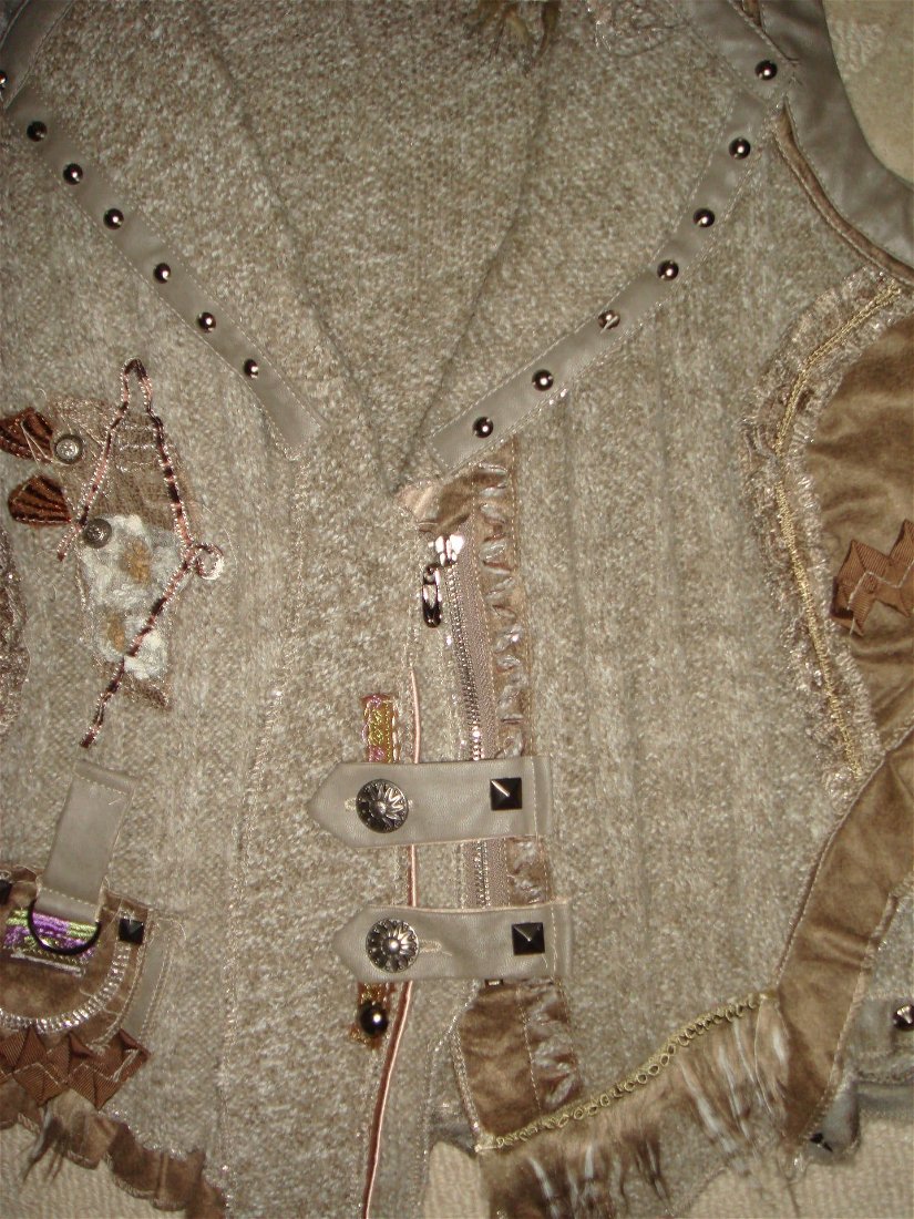 Vesta tricotata, Juju & Christine, din mix de materiale, cu lana