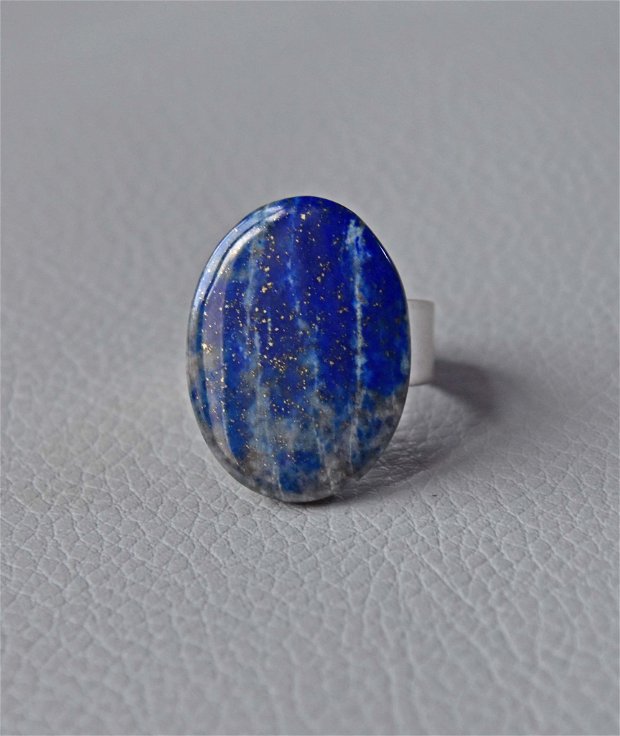 Inel din Argint 925 cu caboson  de lapis lazuli