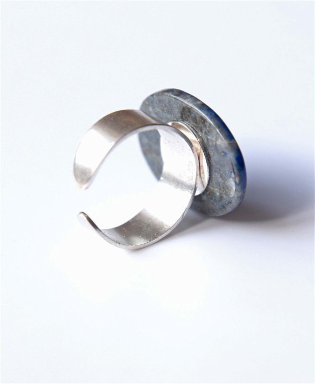 Inel din Argint 925 cu caboson  de lapis lazuli