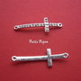 Link cruce argintie cu strasuri 44x14.5x5 mm