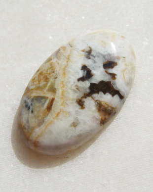 Cabochon agata (lucrata manual in INDIA) aprox 6x20x34 mm