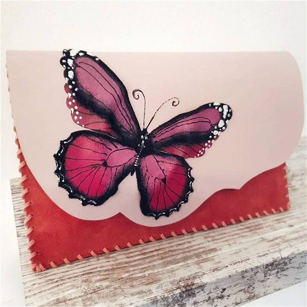 poseta plic handmade unicat din piele- Pink Butterfly