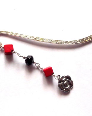 semn de carte cu howlite rosu 40573