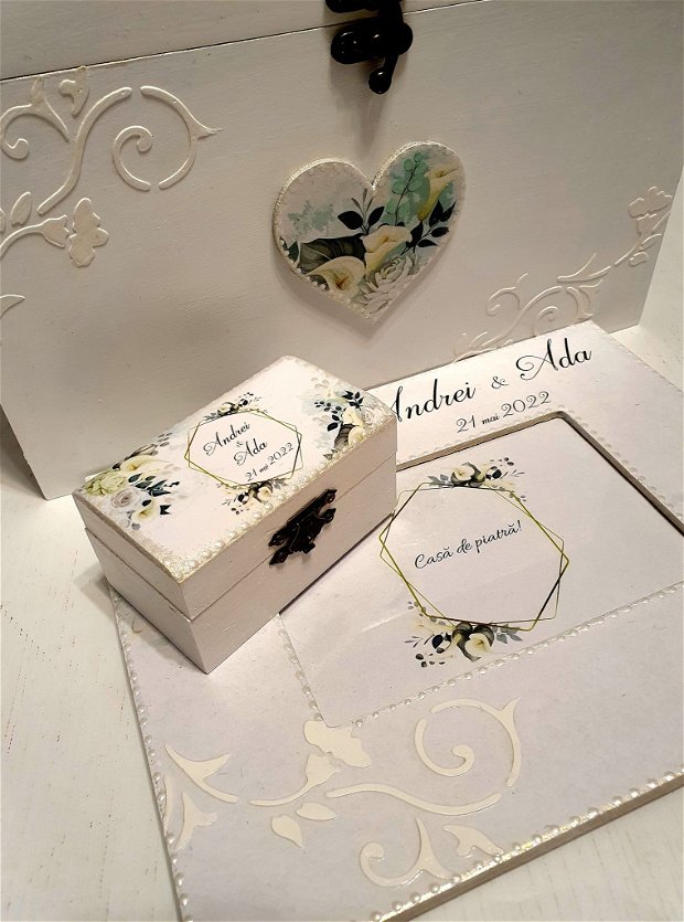 Set nunta, format din cufar de dar, rama foto si cutie pentru verighete, din lemn, personalizate, tema florala, alb si verde