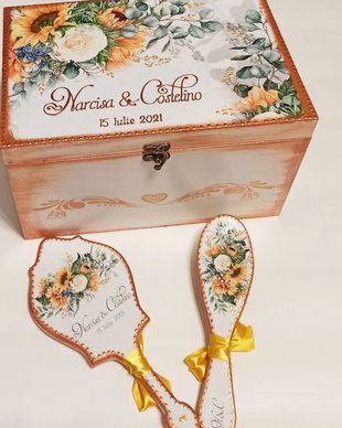 Cufar din lemn personalizabil, 30/20/18 cm sau 40/30/20 cm, pentru nunta / trusou mireasa, tema floarea soarelui