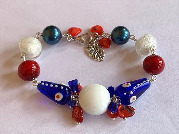 BRATARA ~BLUE,RED & WHITE~ lampwork,murano,sidef,perle Mallorca,accesorii argintate