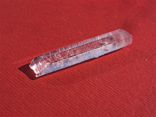 Cristal de stanca varf aprox 5.5x8x38 mm