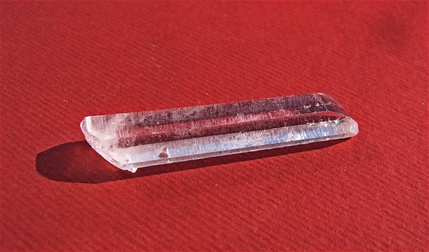 Cristal de stanca varf aprox 5.5x8x38 mm