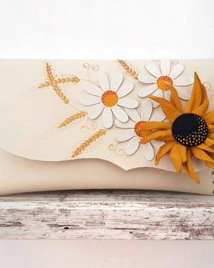 poseta plic handmade unicat din piele - Little Sunflower