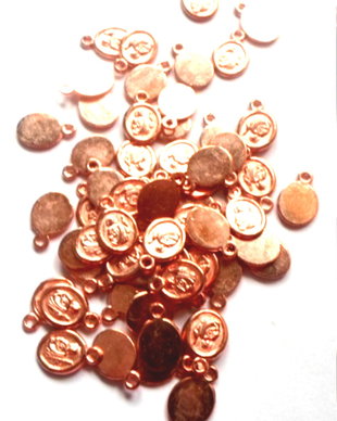 Charm metalic banut Iisus Hristos rose