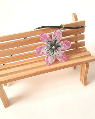 Colier cu pandantiv floare de cires